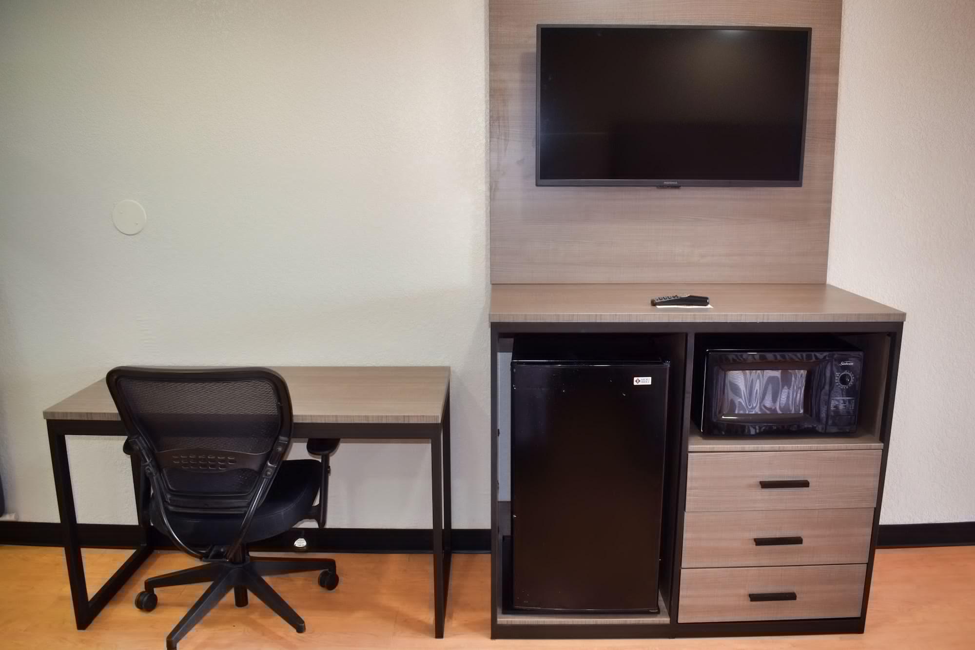 Quality Inn & Suites Weatherford Bagian luar foto