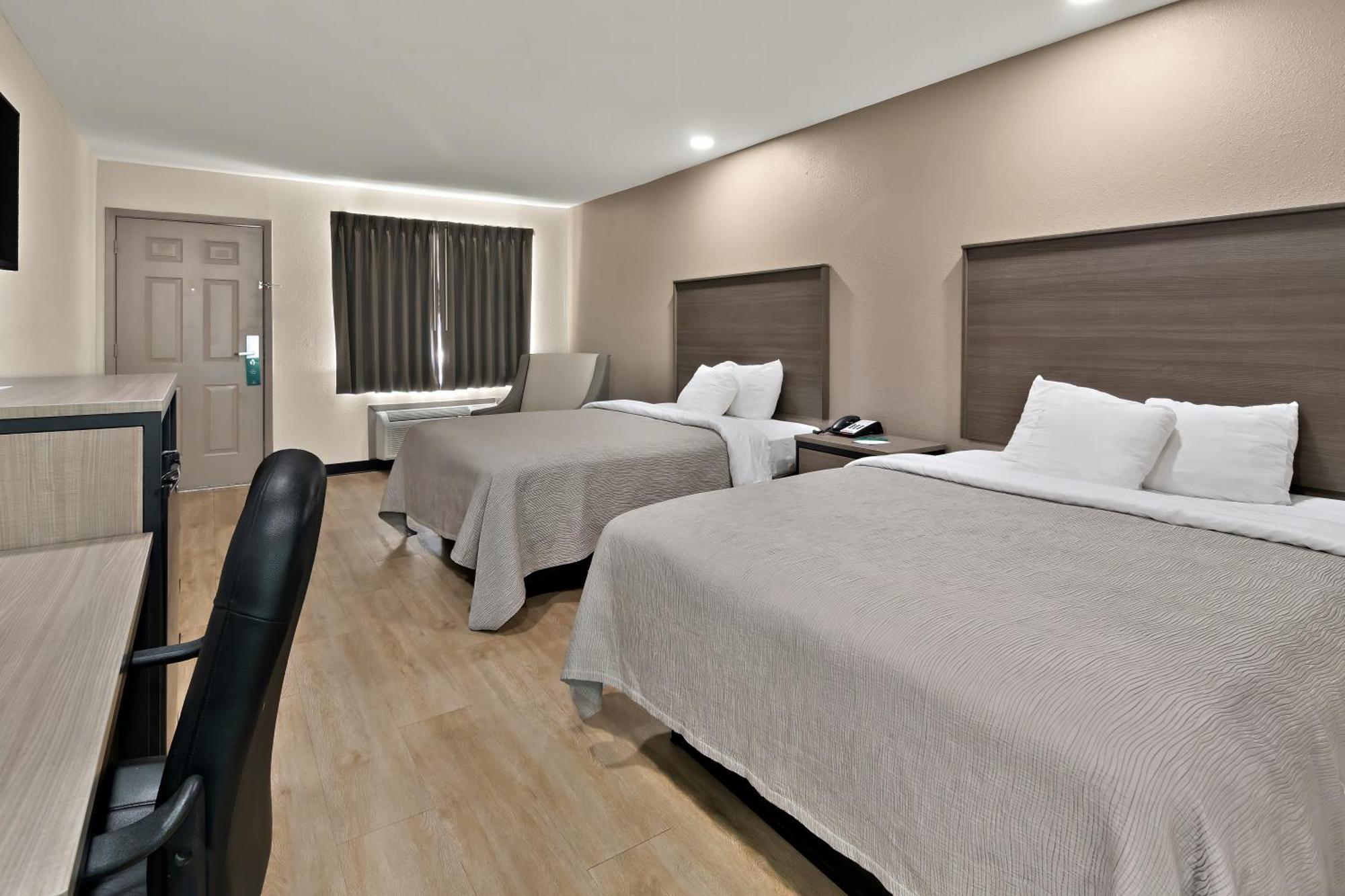 Quality Inn & Suites Weatherford Bagian luar foto